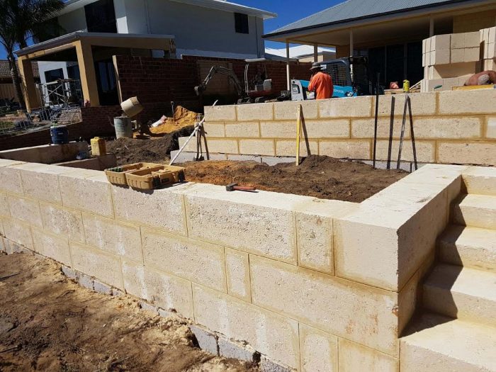 Limestone Retaining Wall Mandurah Canals