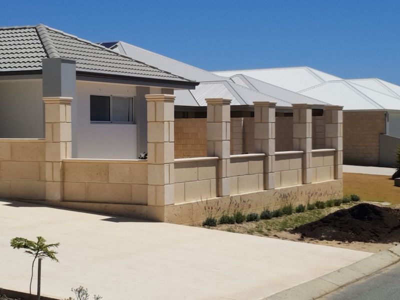 Residentail limestone Retaining wall